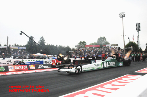 Josh Hart (near lane) vs Antron Brown (far lane)